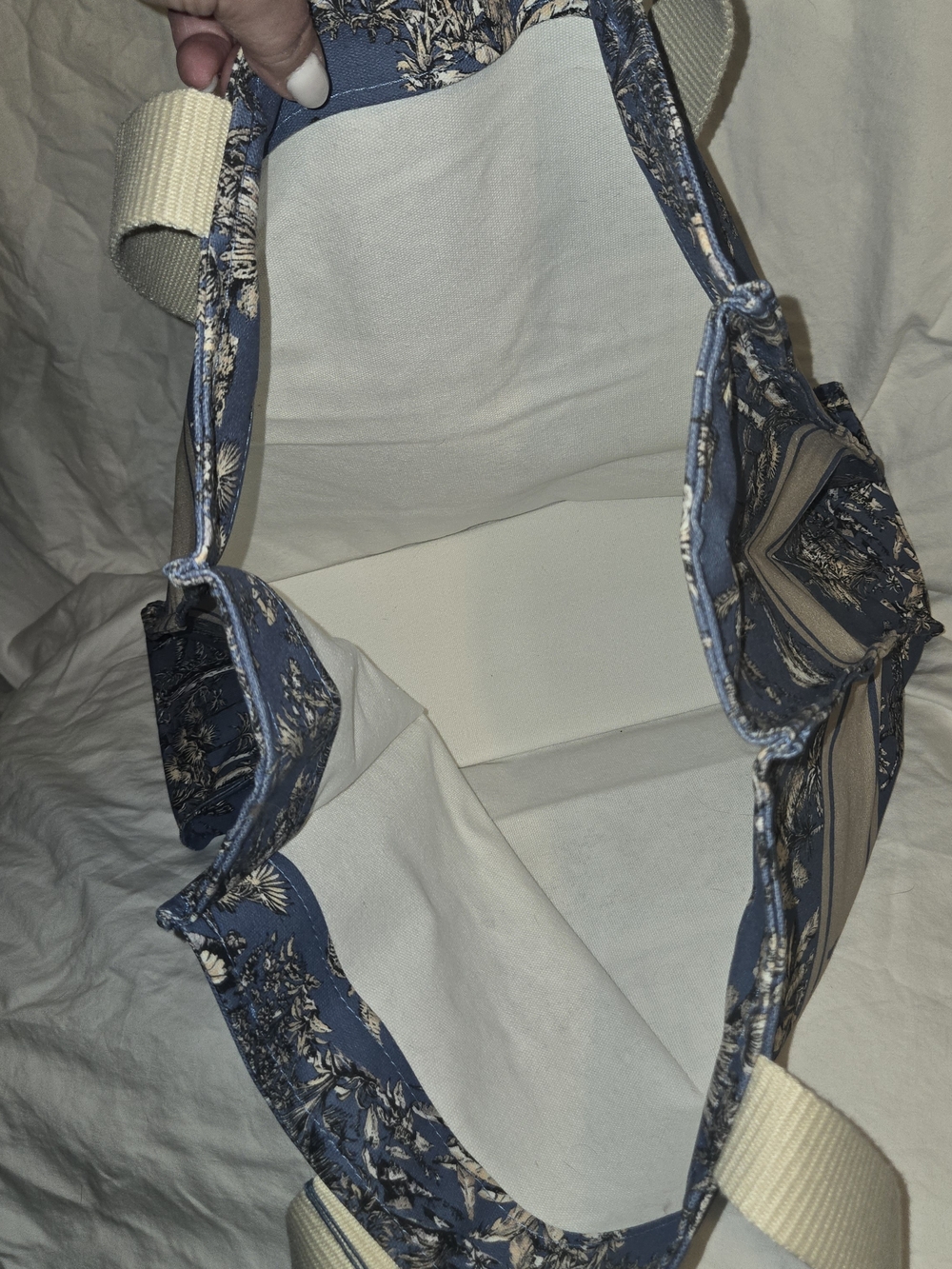 Dior RivierA Blue Floral Canvas Tote Bag - Picture 2 of 9